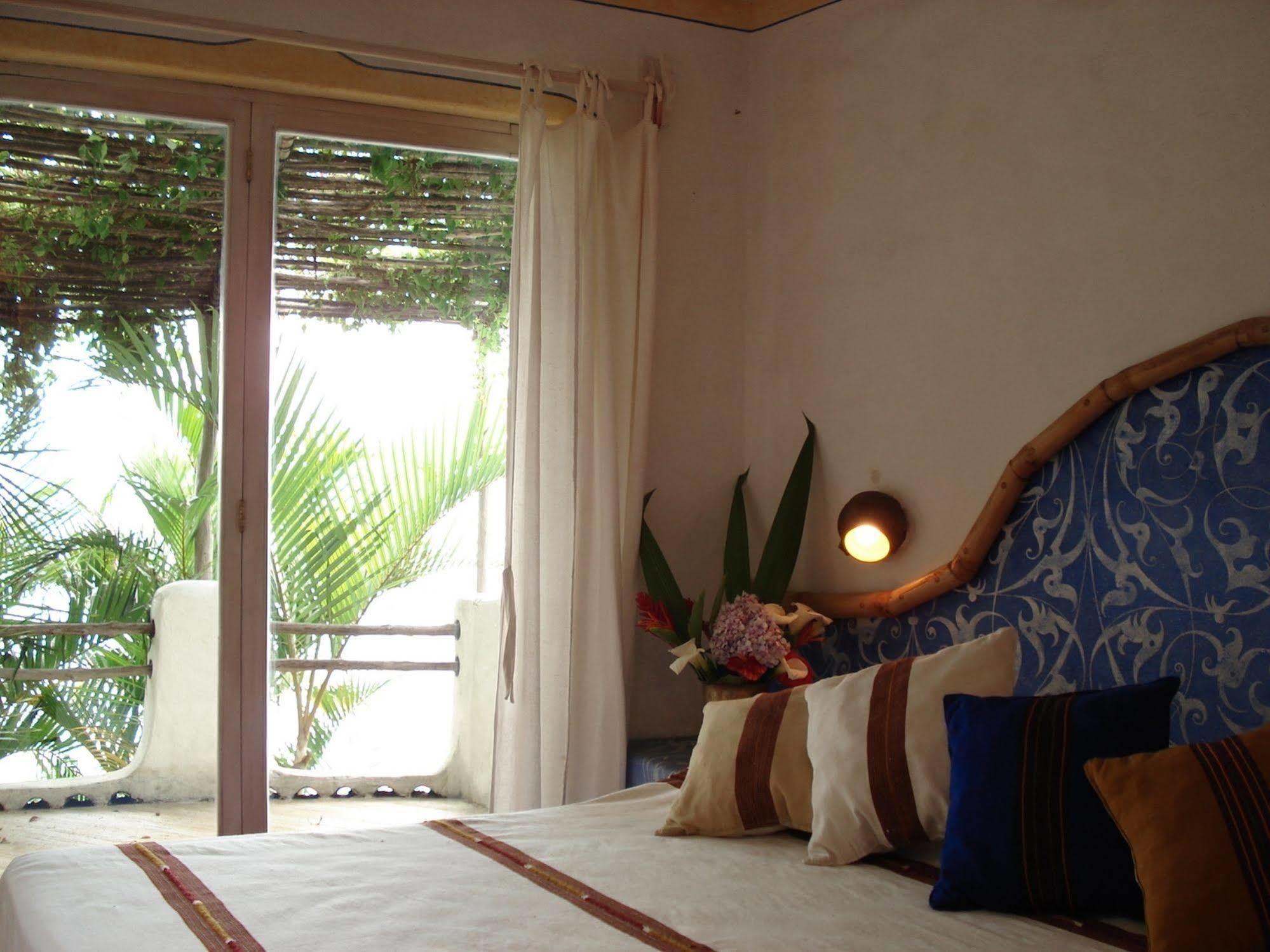Tzampoc Resort Santa Catarina Palopó Exteriör bild